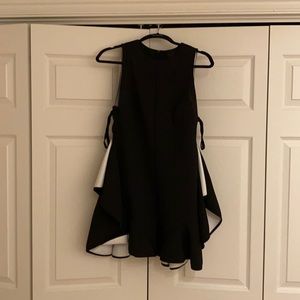 Kendall and Kylie size small